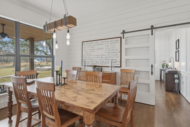 1094 Dunlavy Road, Cat Spring, TX 78933