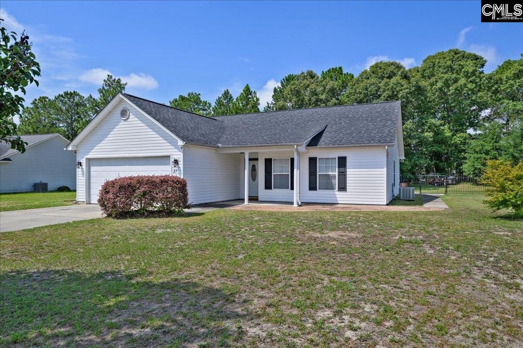 27 LACEBARK Lane, Elgin, SC 29045