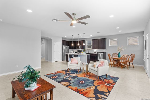 13118 TRIPLE X DR, San Antonio, TX 78253