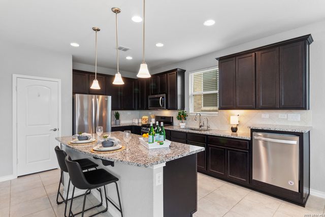 13118 TRIPLE X DR, San Antonio, TX 78253