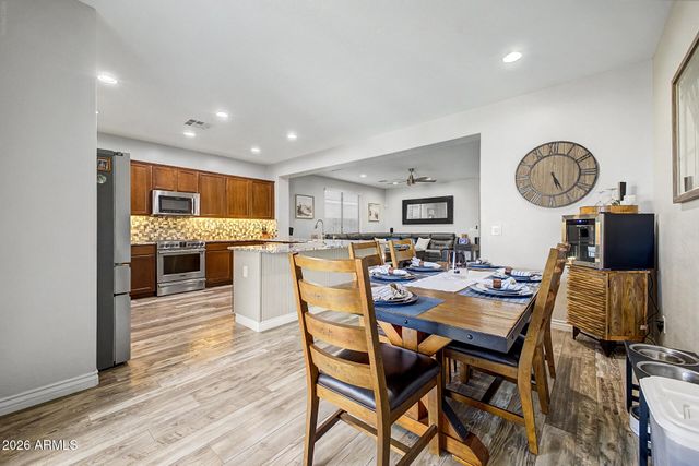 1113 W STEPHANIE Lane, San Tan Valley, AZ 85143