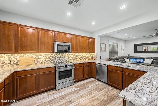 1113 W STEPHANIE Lane, San Tan Valley, AZ 85143