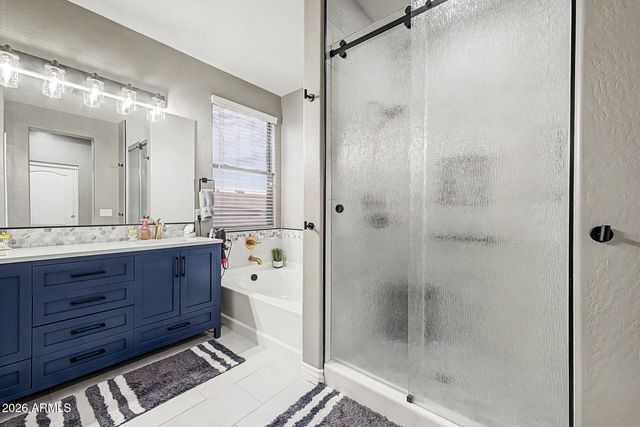1113 W STEPHANIE Lane, San Tan Valley, AZ 85143