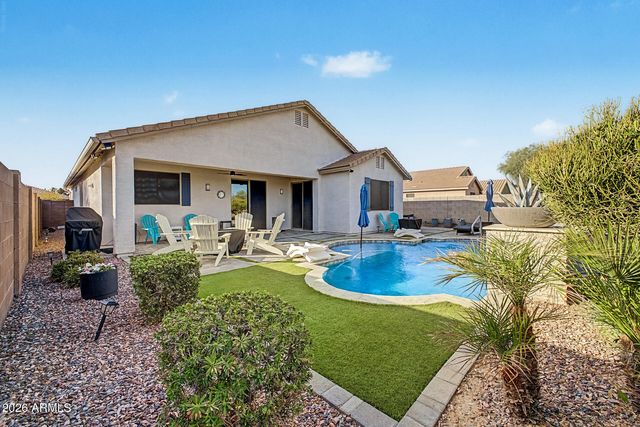 1113 W STEPHANIE Lane, San Tan Valley, AZ 85143
