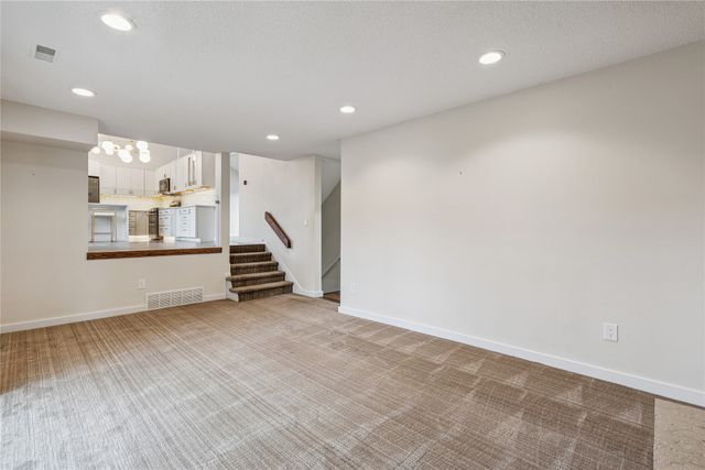 1474 NW 90th Street, Clive, IA 50325