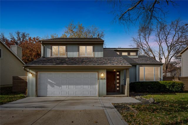 1474 NW 90th Street, Clive, IA 50325