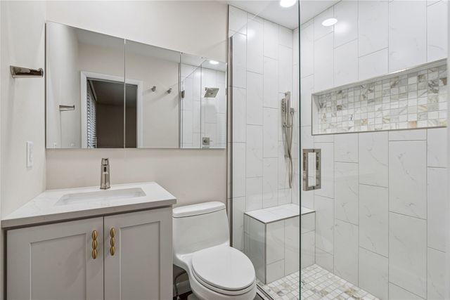 1474 NW 90th Street, Clive, IA 50325