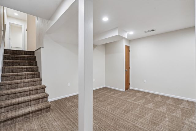 1474 NW 90th Street, Clive, IA 50325