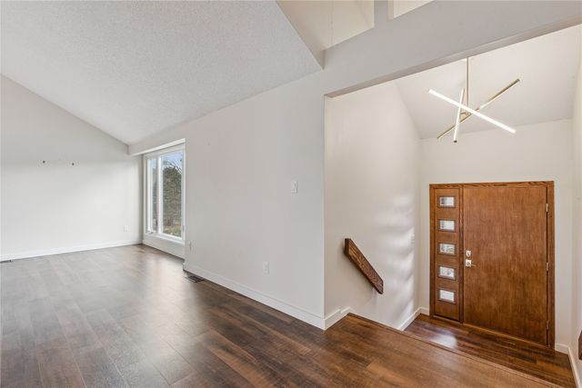 1474 NW 90th Street, Clive, IA 50325