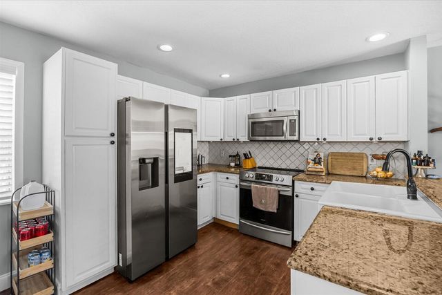 18945 SE Homewood Avenue, Tequesta, FL 33469