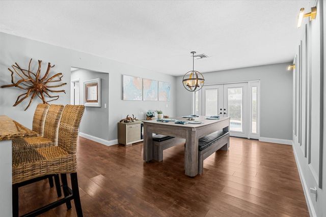 18945 SE Homewood Avenue, Tequesta, FL 33469