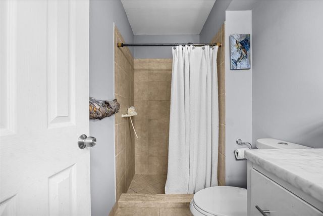 18945 SE Homewood Avenue, Tequesta, FL 33469