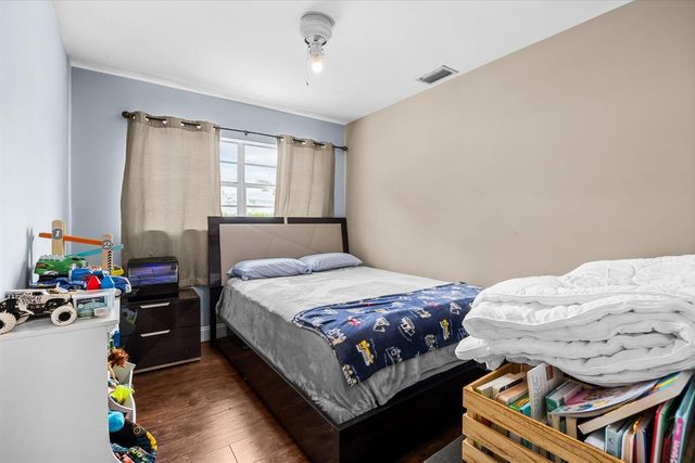 18945 SE Homewood Avenue, Tequesta, FL 33469