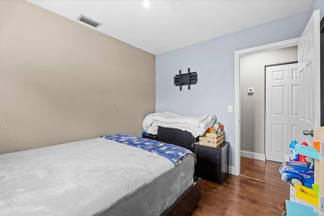 18945 SE Homewood Avenue, Tequesta, FL 33469