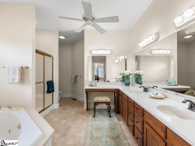 125 Stonewall Drive, Westminster, SC 29693