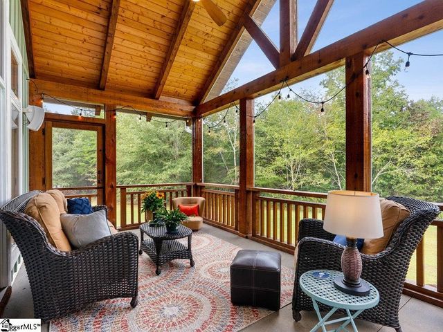 125 Stonewall Drive, Westminster, SC 29693