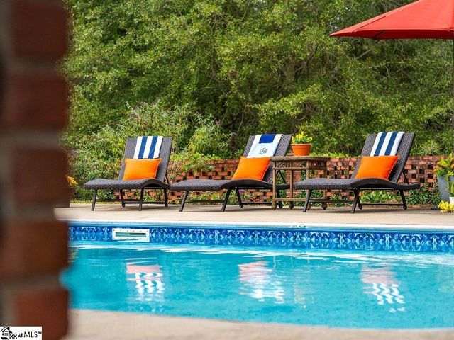 125 Stonewall Drive, Westminster, SC 29693