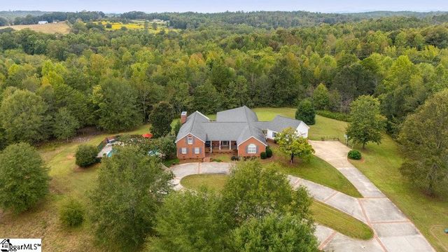 125 Stonewall Drive, Westminster, SC 29693