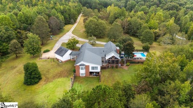 125 Stonewall Drive, Westminster, SC 29693