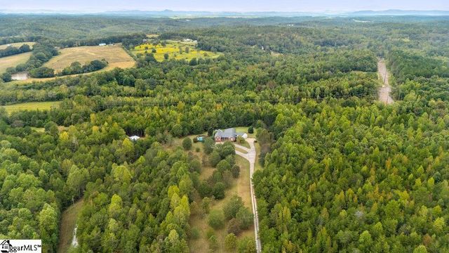 125 Stonewall Drive, Westminster, SC 29693