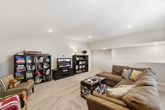 9328 Gardenside Lane, Deerfield Twp., OH 45140