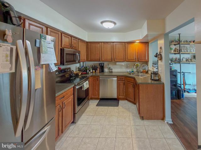4061 LAUREL LN, Mount Joy, PA 17552
