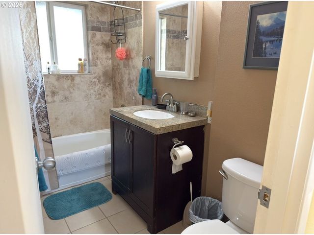 1745 Nw 7TH Pl, Gresham, OR 97030