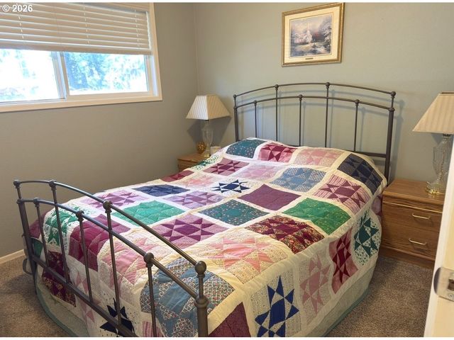 1745 Nw 7TH Pl, Gresham, OR 97030