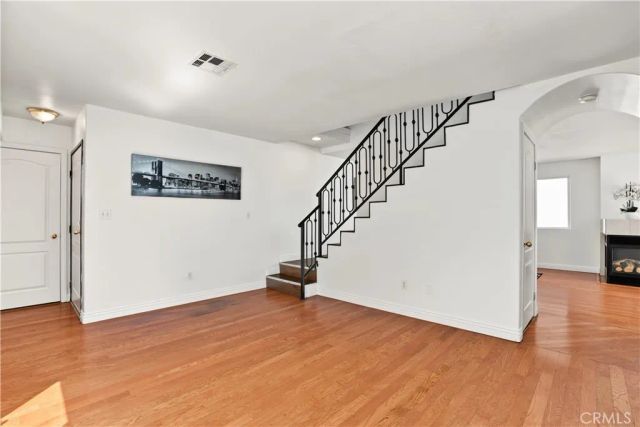 18334 Keswick St., Reseda, CA 91335