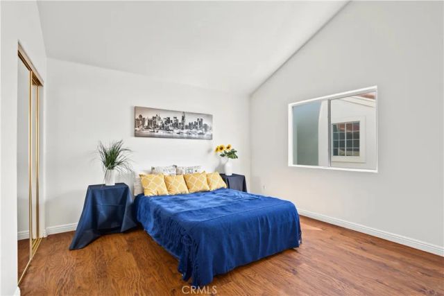 18334 Keswick St., Reseda, CA 91335