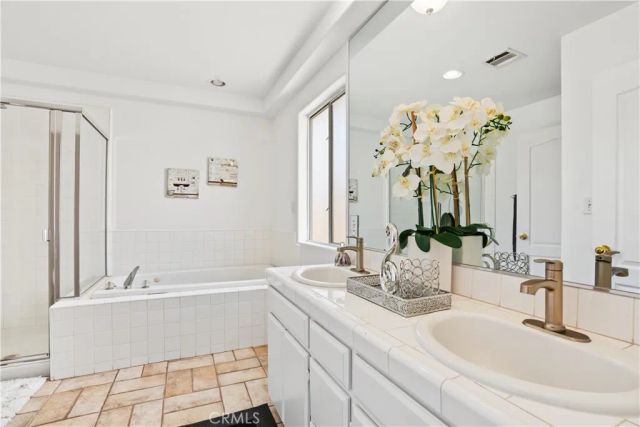 18334 Keswick St., Reseda, CA 91335