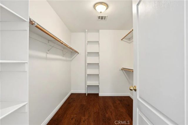 18334 Keswick St., Reseda, CA 91335