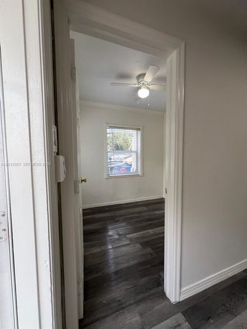 915 N 19th Ave, Hollywood, FL 33020
