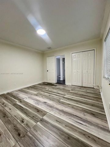 915 N 19th Ave, Hollywood, FL 33020
