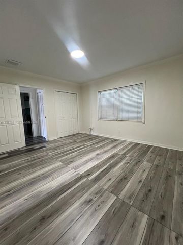 915 N 19th Ave, Hollywood, FL 33020