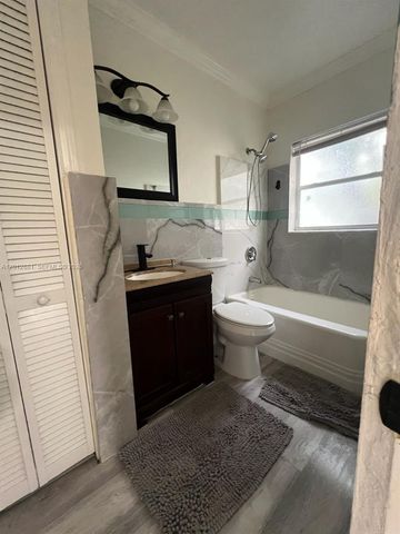915 N 19th Ave, Hollywood, FL 33020