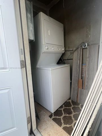 915 N 19th Ave, Hollywood, FL 33020