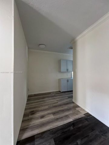 915 N 19th Ave, Hollywood, FL 33020