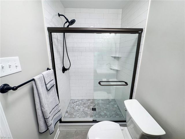 316 Sharon DR, Seaford, VA 23696