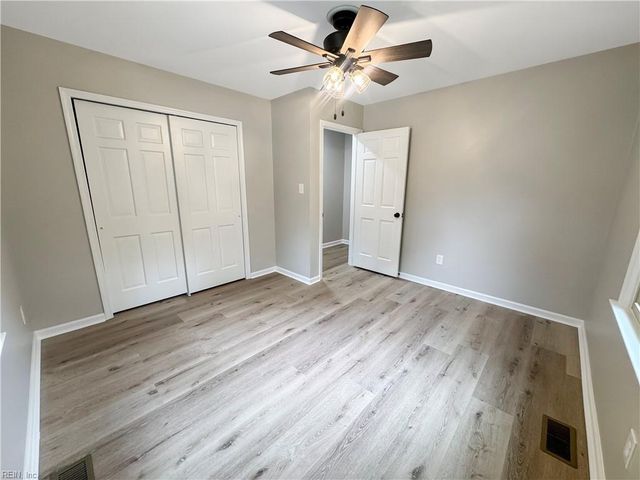 316 Sharon DR, Seaford, VA 23696