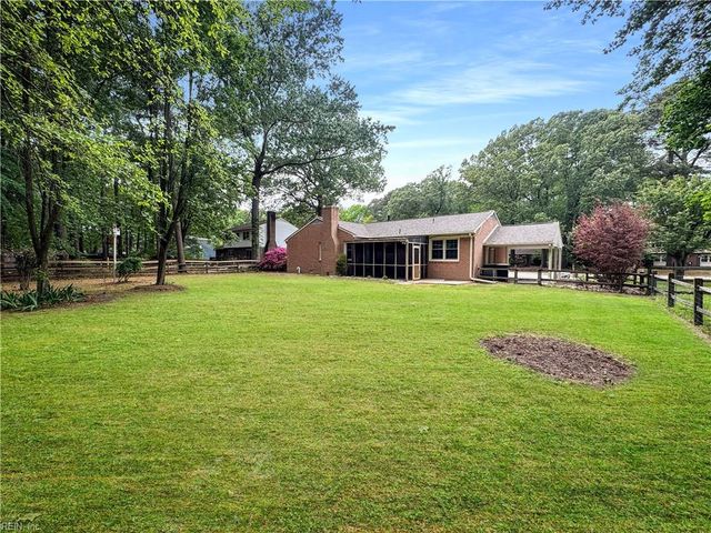 316 Sharon DR, Seaford, VA 23696