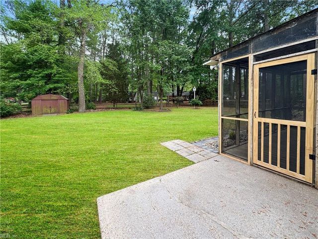 316 Sharon DR, Seaford, VA 23696