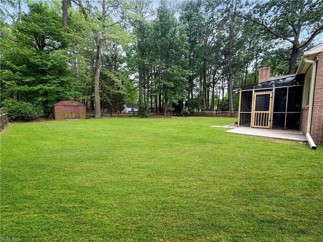 316 Sharon DR, Seaford, VA 23696