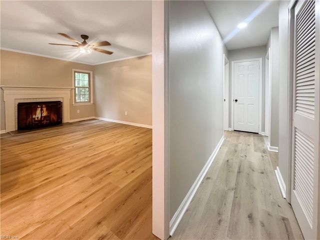 316 Sharon DR, Seaford, VA 23696