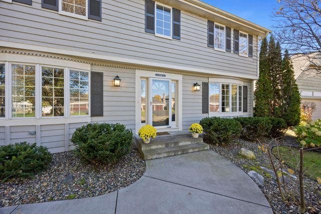 3563 Rae Lane, Woodbury, MN 55125