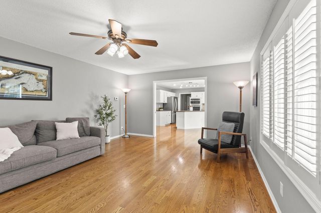 3563 Rae Lane, Woodbury, MN 55125