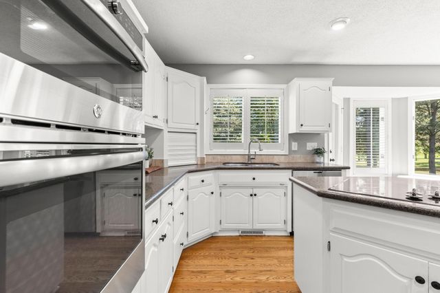 3563 Rae Lane, Woodbury, MN 55125