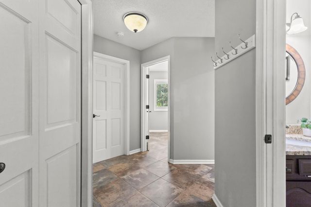 3563 Rae Lane, Woodbury, MN 55125