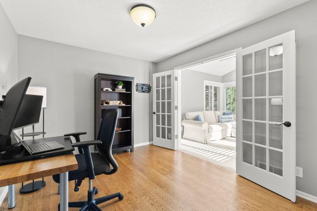 3563 Rae Lane, Woodbury, MN 55125