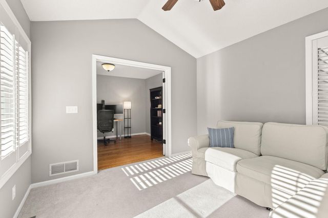 3563 Rae Lane, Woodbury, MN 55125